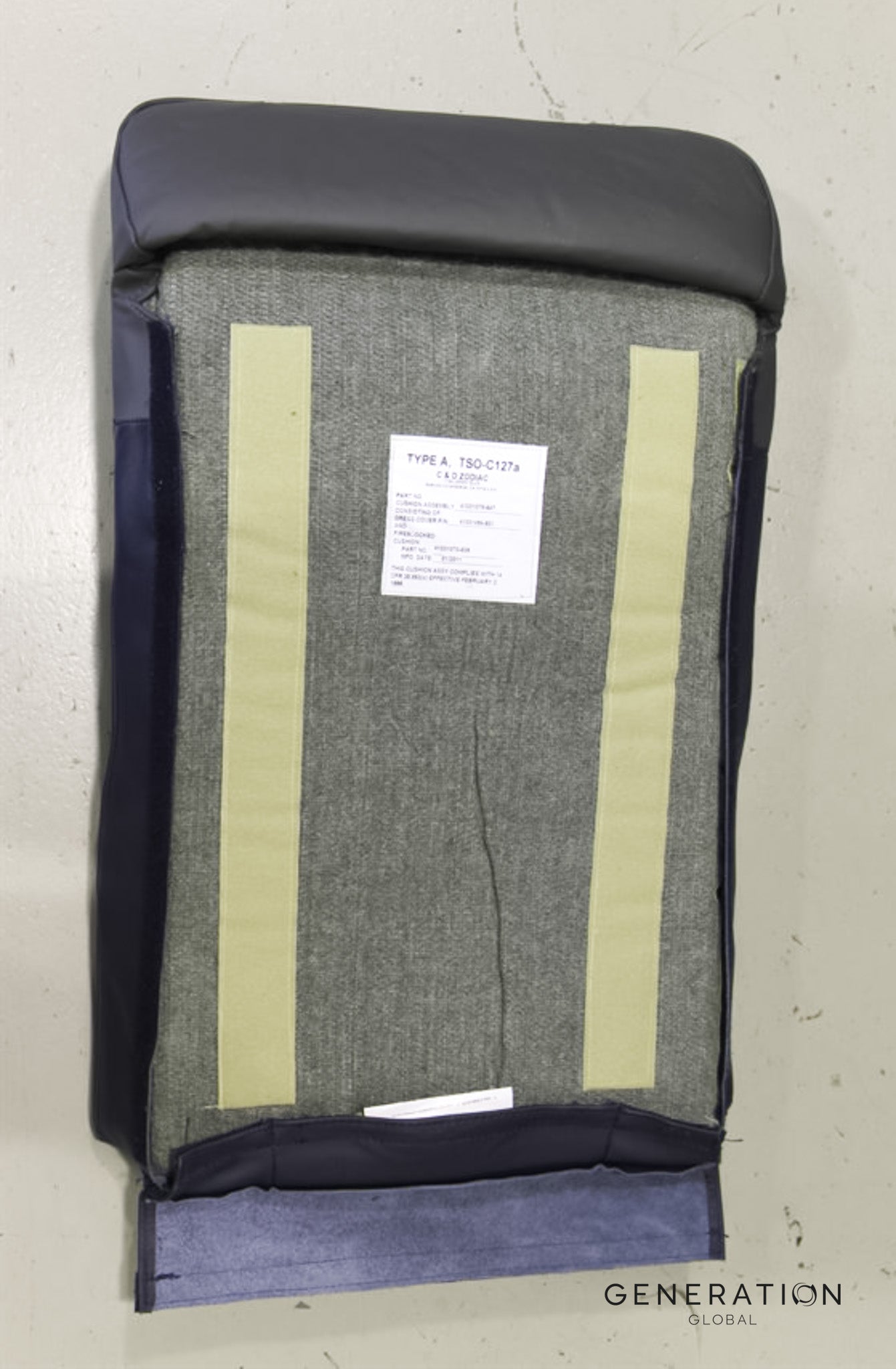 Passenger Seat Covers for E135/140/145 and CRJ 900 – Y Class, aviation leather, C&D Zodiac, FAA/EASA certified