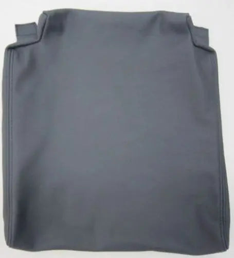 Flight Attendant seat covers for Bombardier DHC-8 (AFT) – leather headrest, backrest, and bottom covers, EASA/TCCA certified.