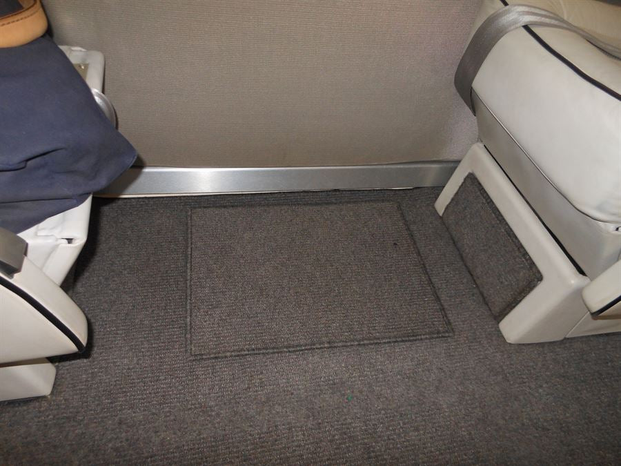 Pilatus PC-12 Cabin Overmat Set – WN-100 Aviation Carpet, Custom Monogram Option
