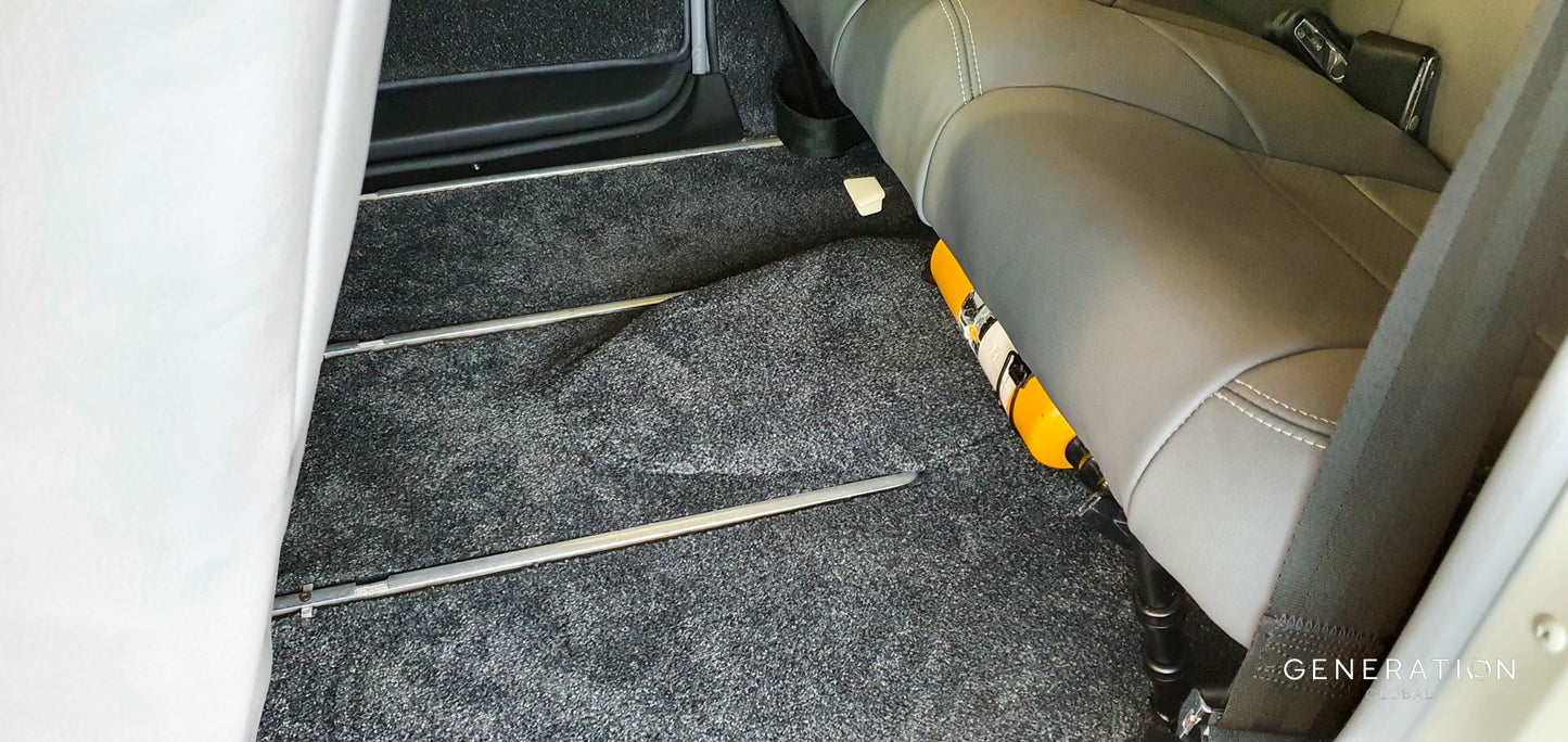 Cessna C177 full carpet set – plush WN-120 aviation carpet with Perspex heel mats, Velcro installation, part EPA-1715048-100-GEN.