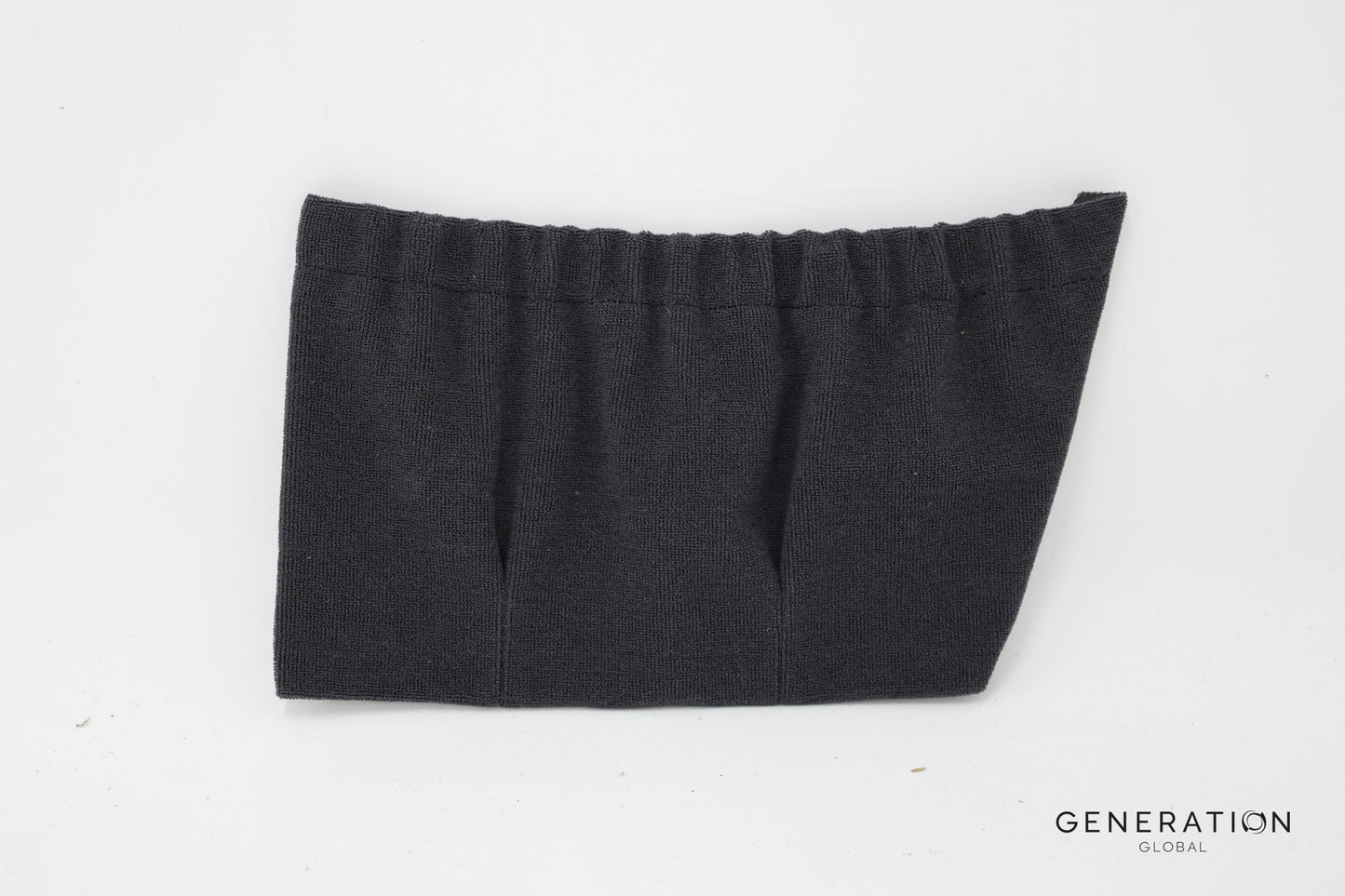 Front Spar Pocket designed specifically for the Beechcraft Baron B55. Made from black fabric,