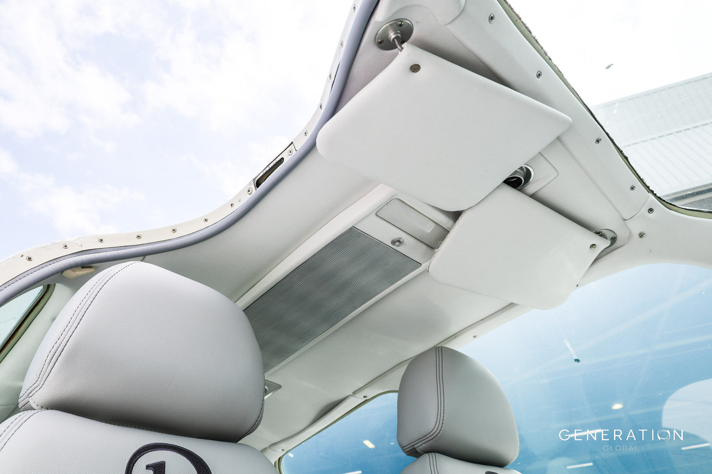 Baron B55 Blade Sunvisor - vinyl wrapped and hand stitched