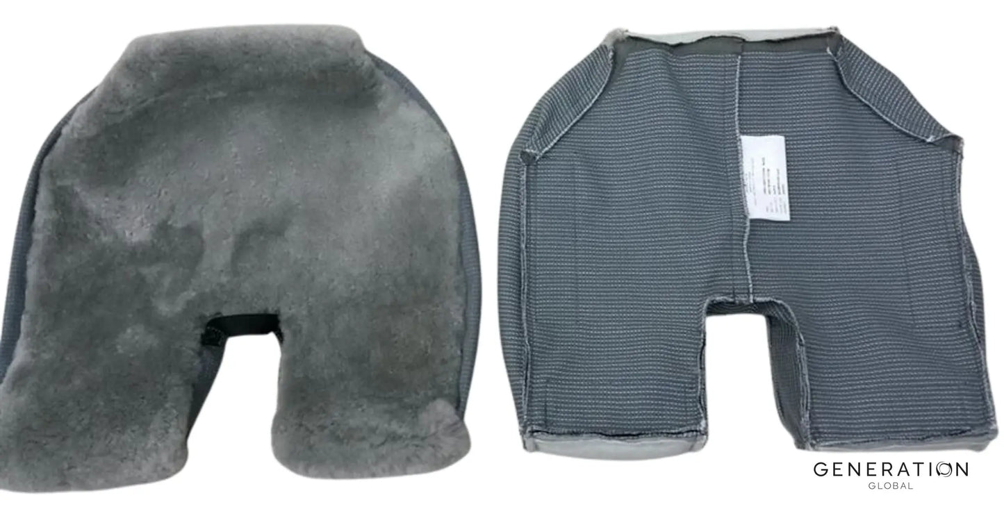 Grey sheepskin seat pan cover for Bombardier Q400 Captain/First Officer seat – OEM Goodrich aviation-certified part.