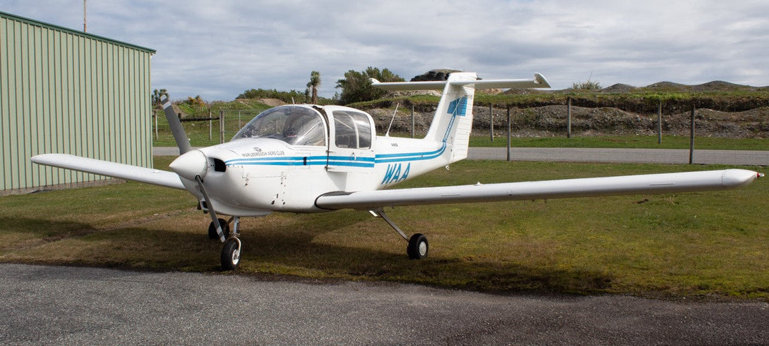 Piper PA38 tomahawk Aircraft Interior 