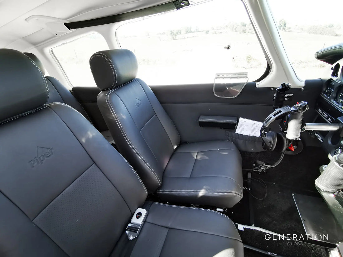 Piper PA28R-201T Aircraft Interior 