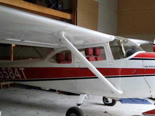 Cessna 172 Skyhawk Interior