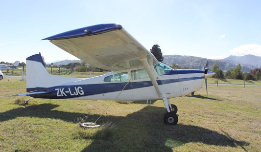 Cessna 185 Skywagon aircraft Interior