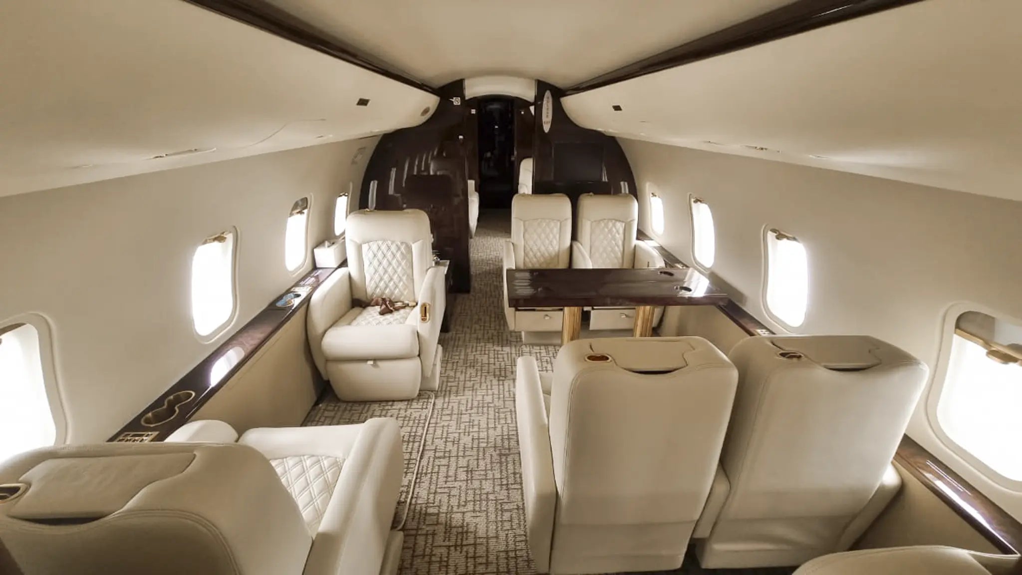 A Luxurious Bombardier Challenger CL850 Interior - Generation Global
