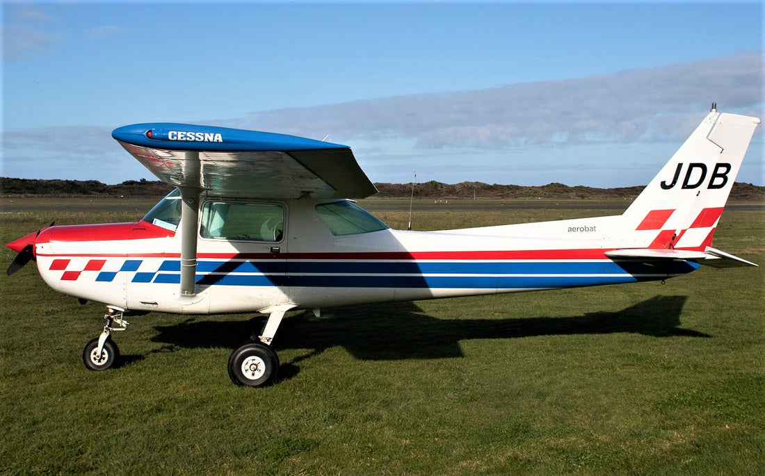 Cessna A152 Aerobat Interior