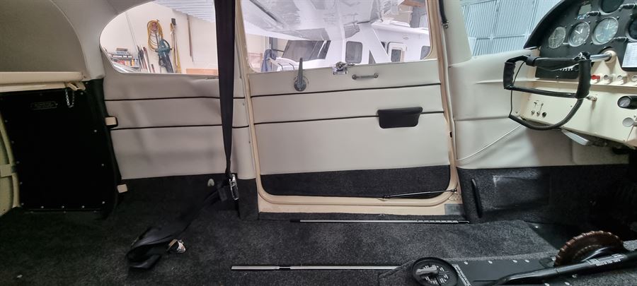 Cessna 182 Aircraft Interior Sidewall Trim Panels | Full Interior Kit with Custom Colours