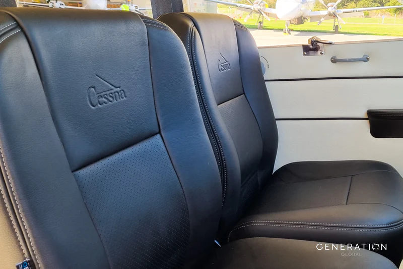 C172 Front Seat Upholstery (Early)