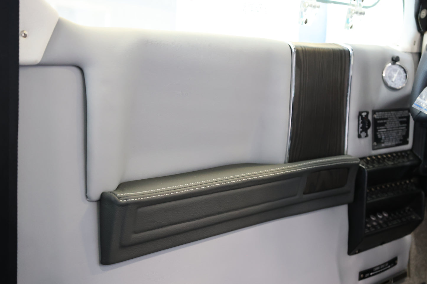 Beechcraft Baron E55 Sidewall Trim Panels
