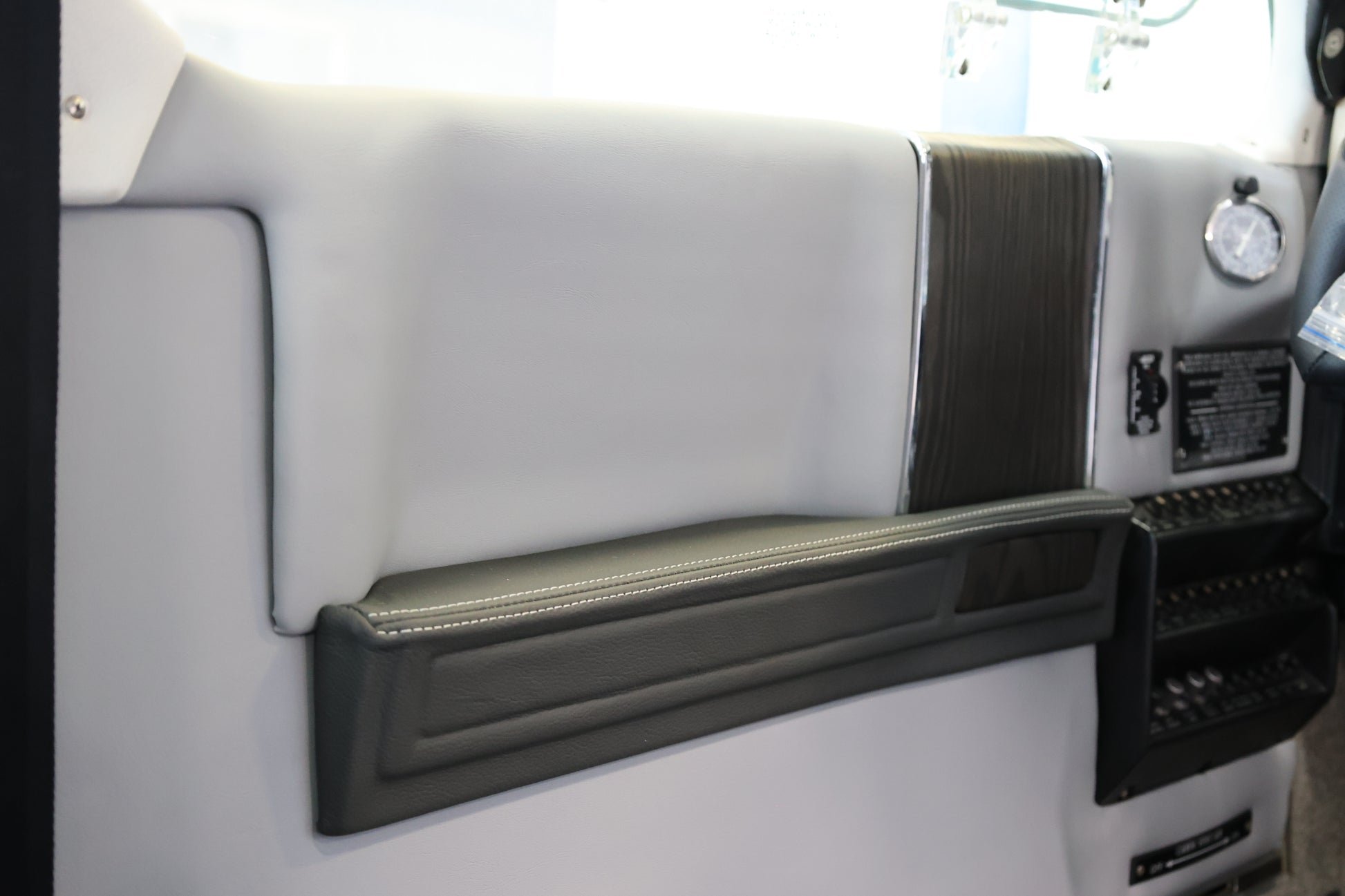 Beechcraft Baron E55 Sidewall Trim Panels