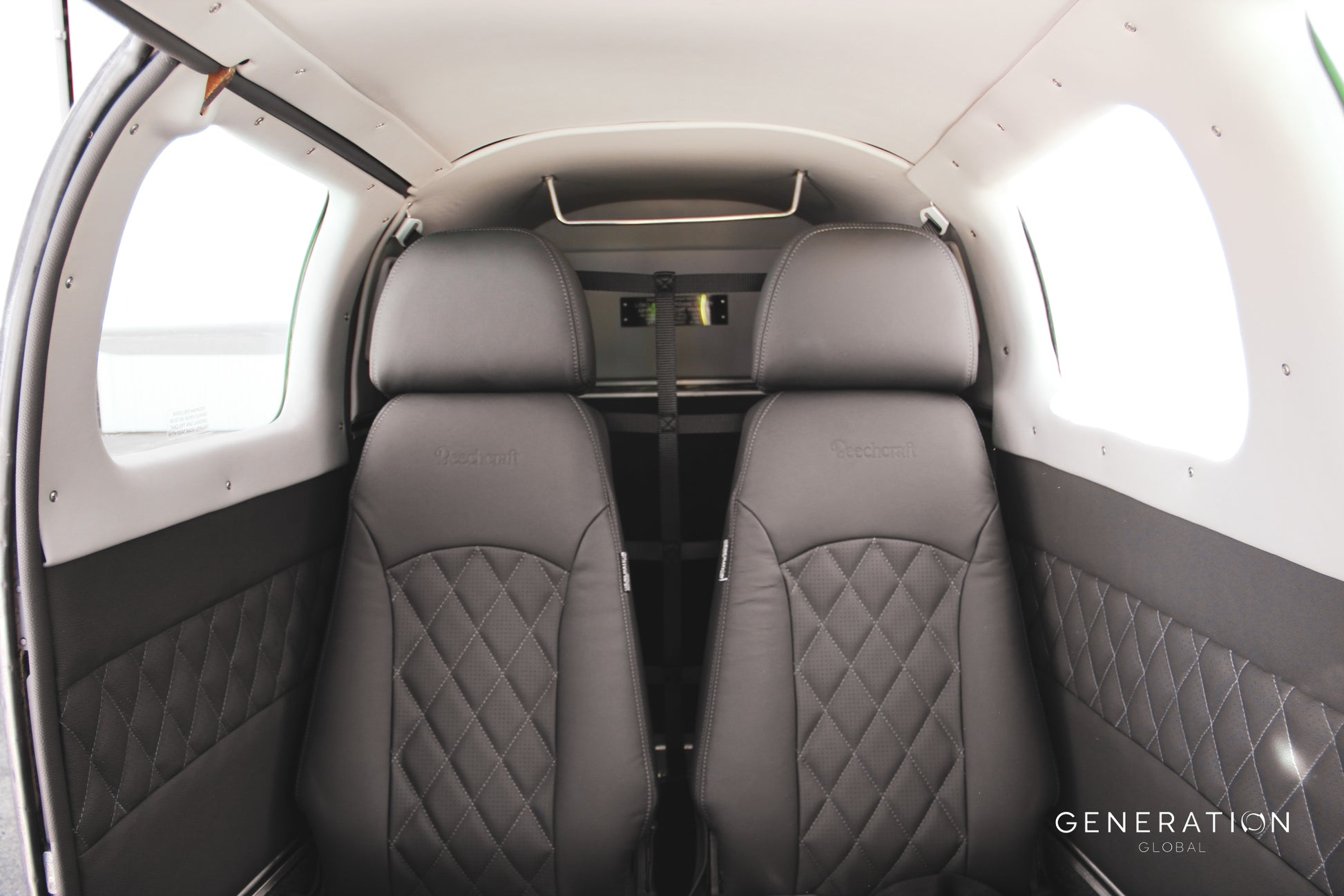 Beechcraft Baron 58 Seating