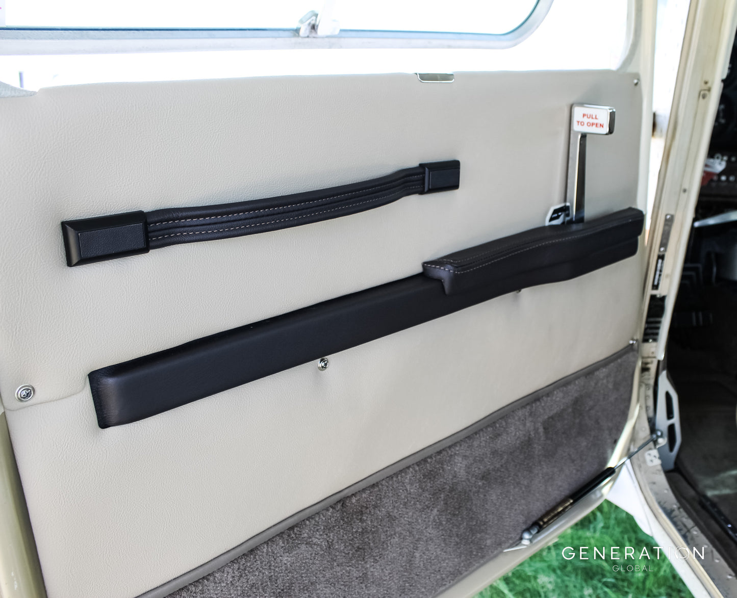 Cessna C172 P/Q Sidewall trim panels